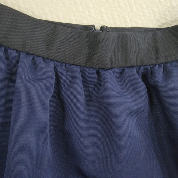 NEW Express Black and Blue Women's Skirt Size 10 Color Block Full - Picture 3 of 13